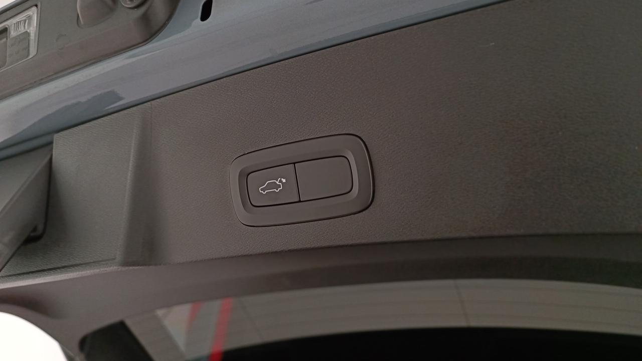 VOLVO XC40 2.0 t4 Business Plus awd geartronic my20