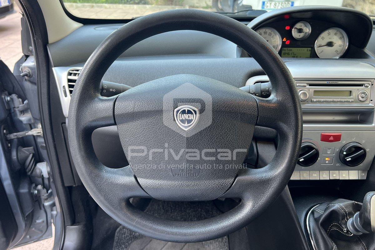 LANCIA Ypsilon 1.2 Platino