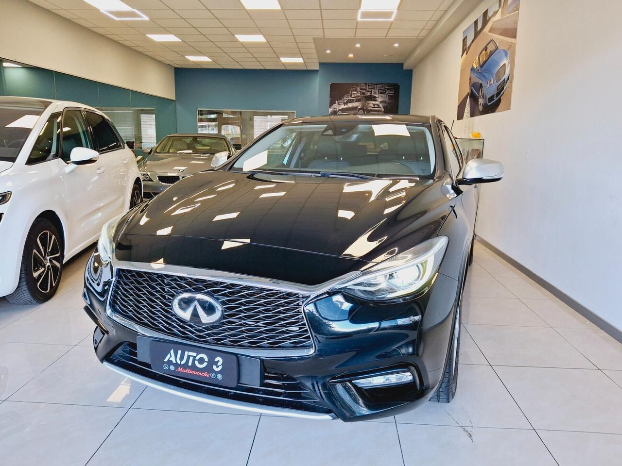 Infiniti Q30 1.5 diesel Premium Tech "Automatica!