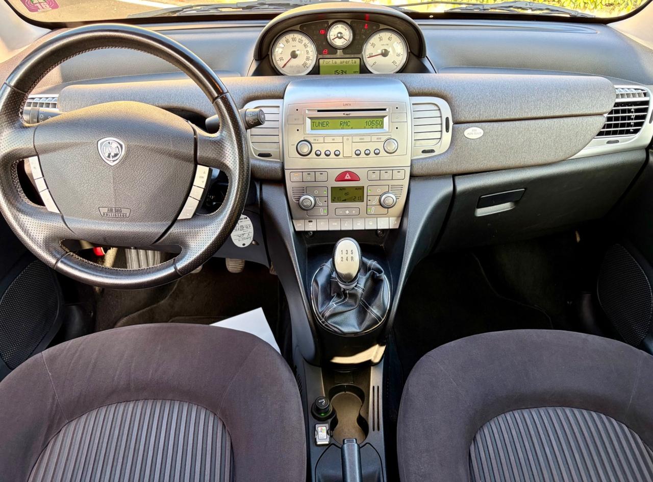 Lancia Ypsilon 1.4 Ecochic GPL