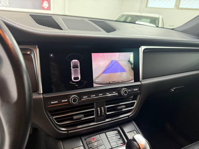 PORSCHE Macan 2.0