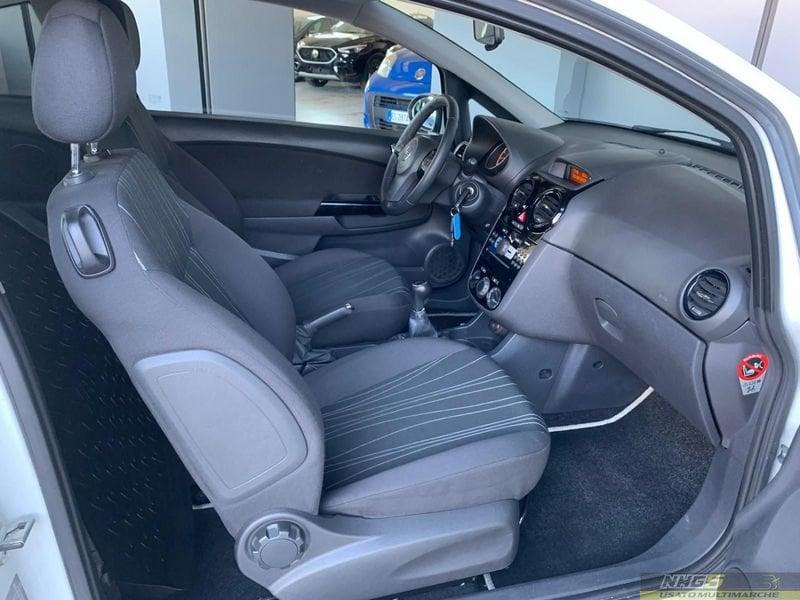 Opel Corsa Corsa 1.2 3 porte Club