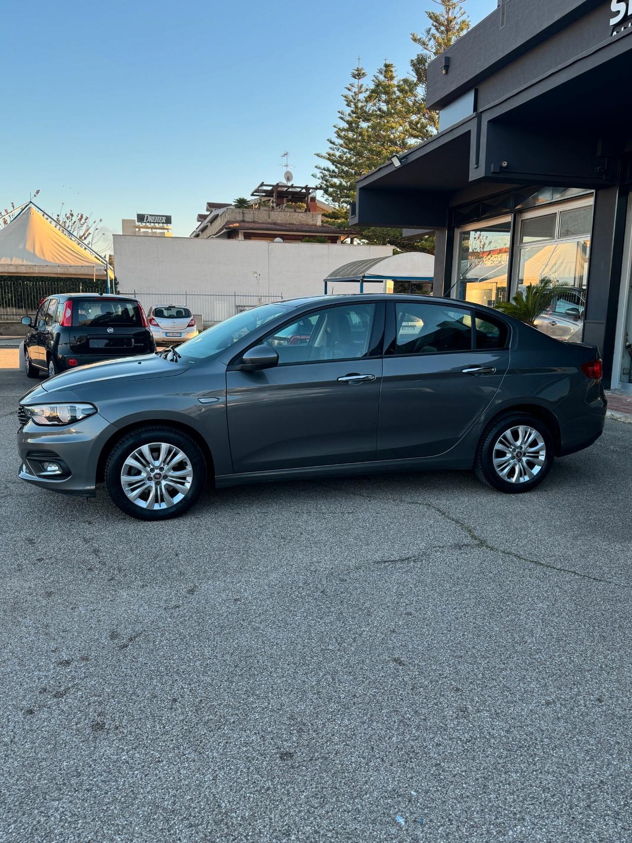 Fiat Tipo 1.4 4 porte Easy