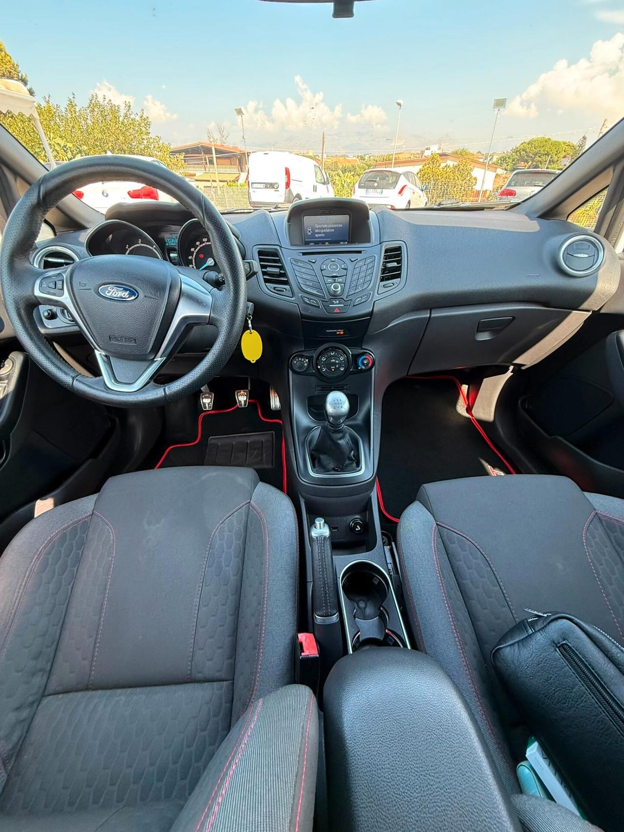 Ford Fiesta 1.5 TDCi 75CV 5 porte ST-Line