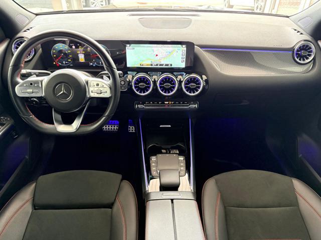 MERCEDES-BENZ GLA 180 d Premium AMG Night Pack AMBIENT * NEOPATENTATI *