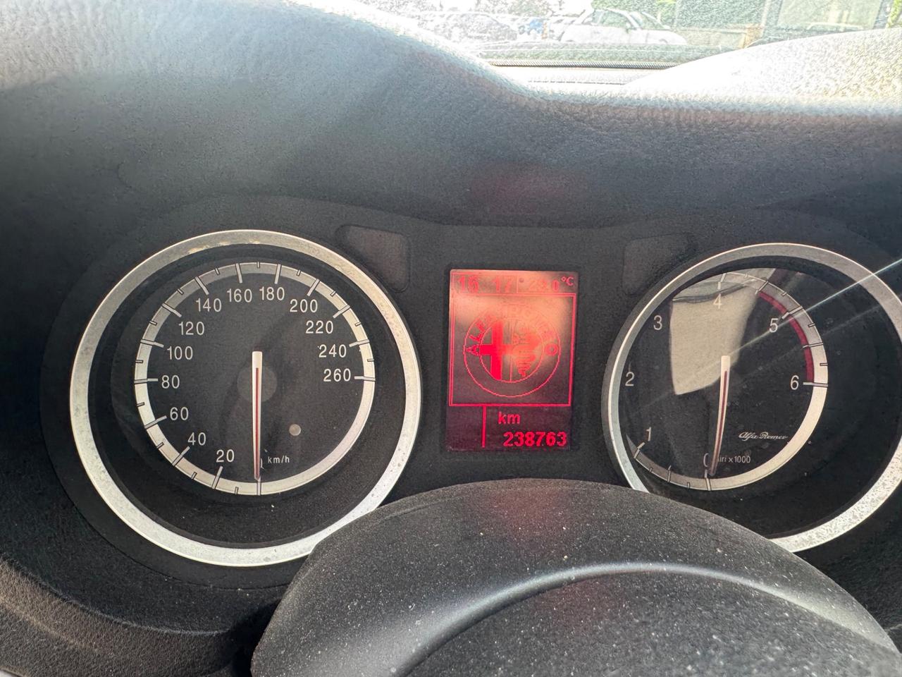 Alfa Romeo 159 1.9 JTDm 16V Sportwagon Exclusive