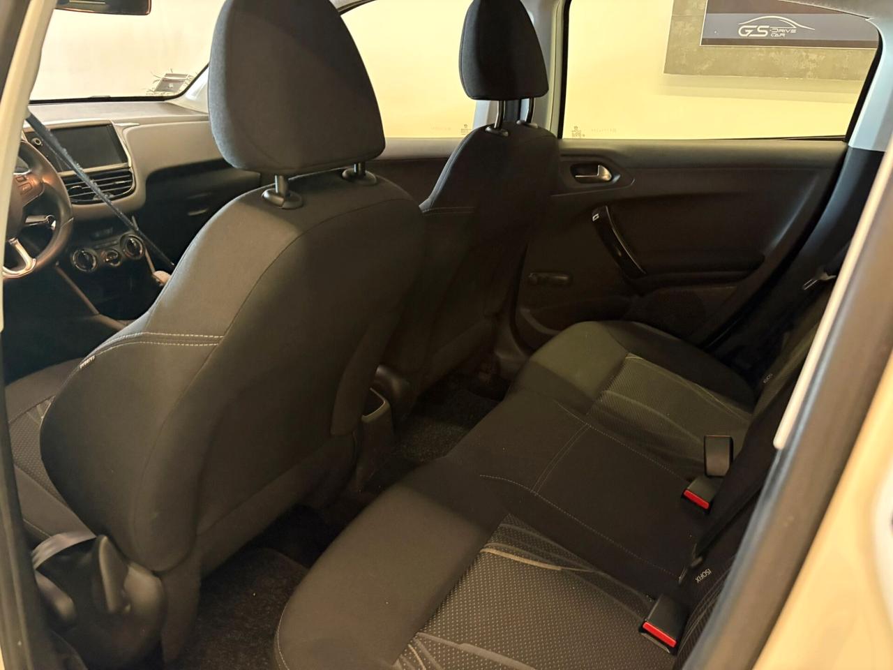Peugeot 208 1.2 VTi 82 CV 5 porte Allure