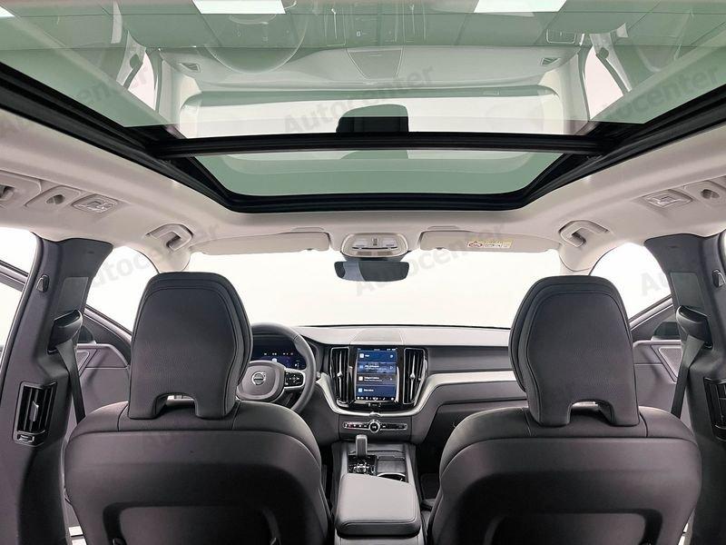 Volvo XC60 T6 Plug-in hybrid AWD automatico Plus Dark