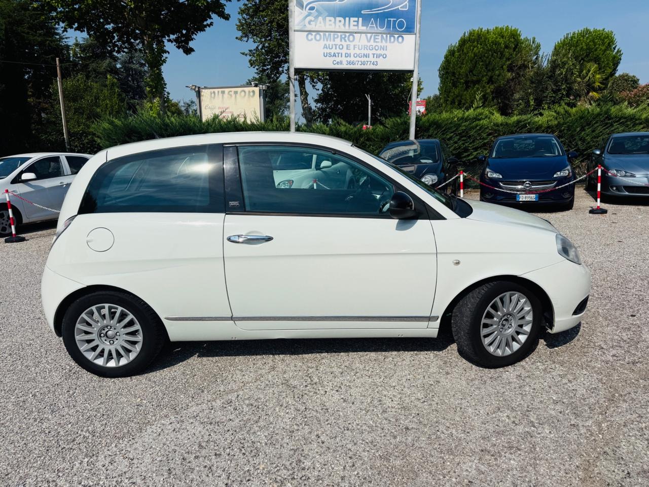 Lancia Ypsilon 1.2 69 CV