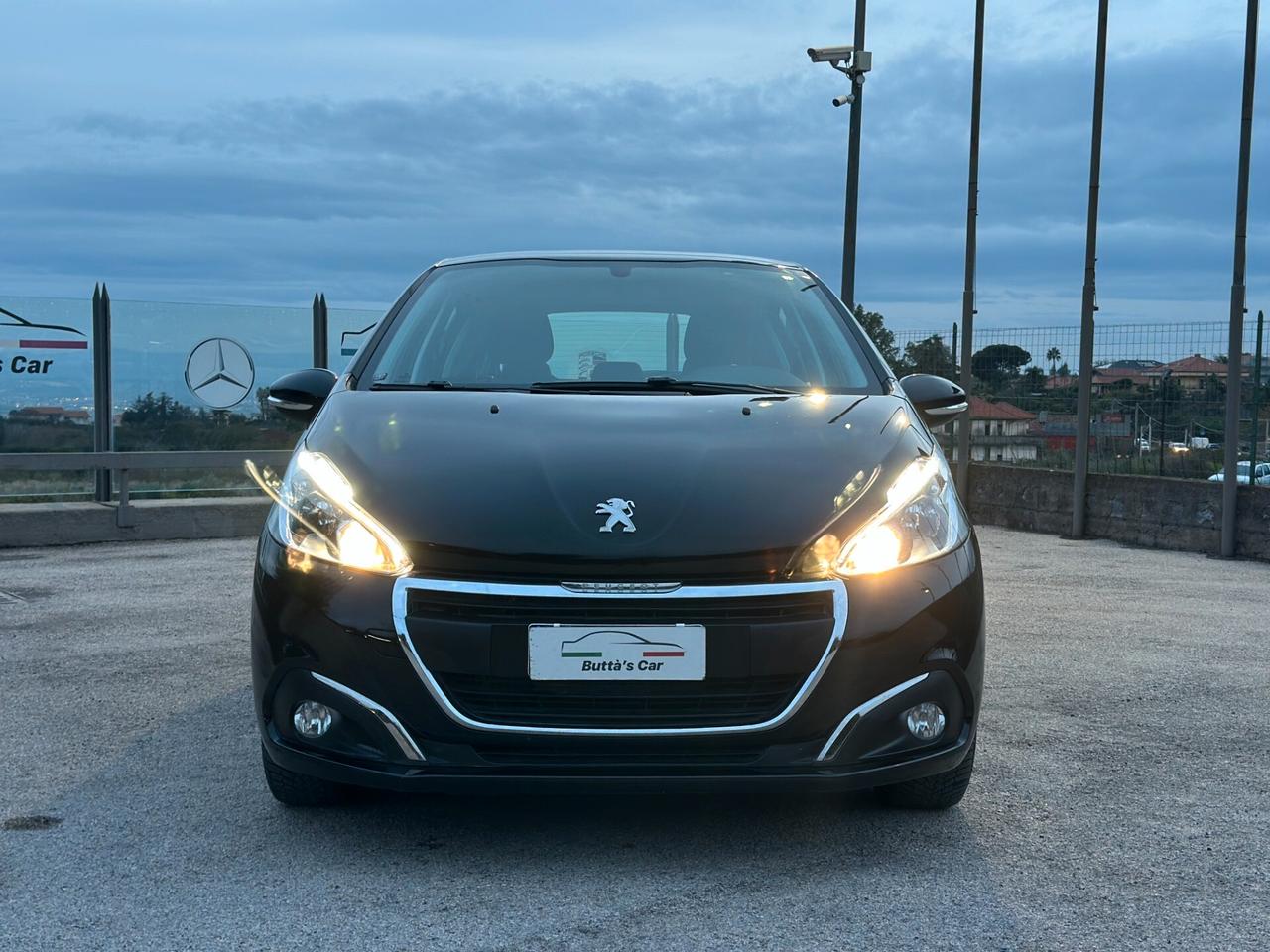 Peugeot 208 BlueHDi 75 5 porte Allure