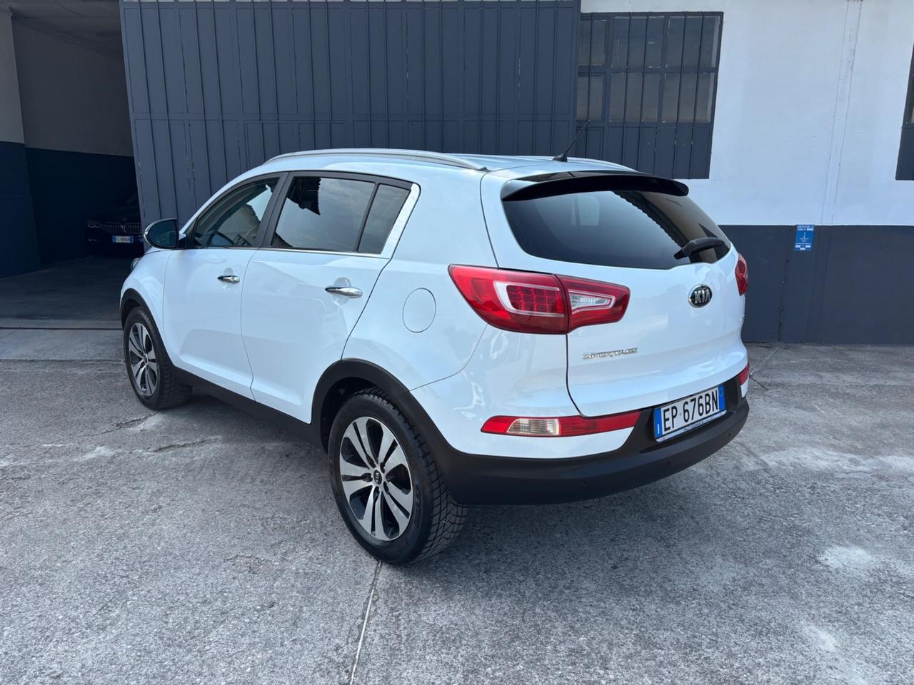 Kia Sportage 1.7 CRDI. Garanzia 12mesi. Neopatentati