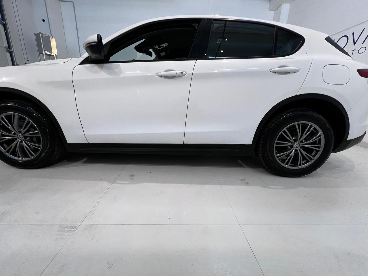 Alfa Romeo Stelvio 2.2 Turbodiesel 190 CV AT8 Q4 Business