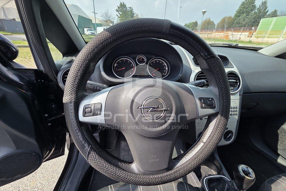 OPEL Corsa 1.2 3 porte Club