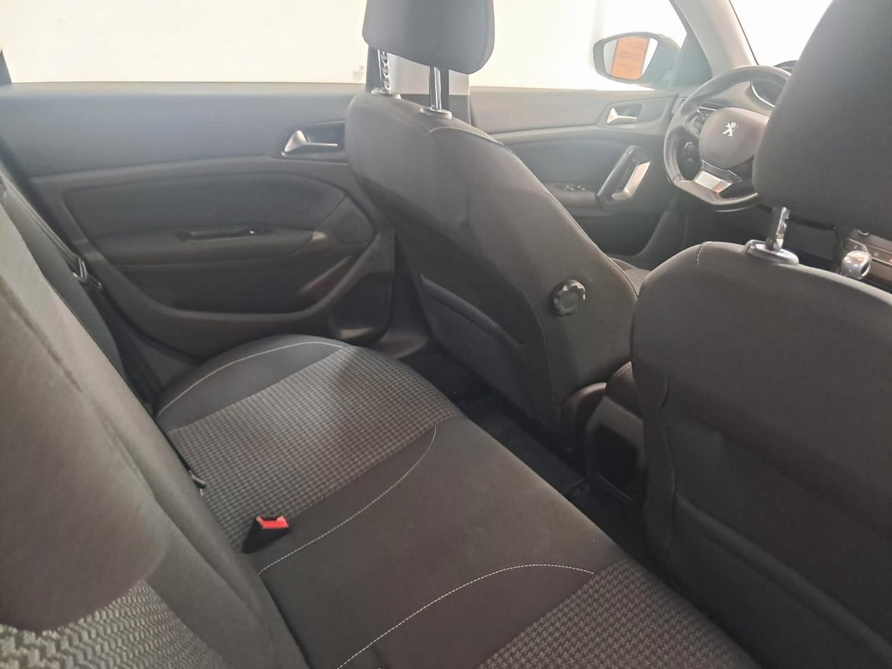 Peugeot 308 1.5 BlueHDi 130 S&S Active – 2ª Serie