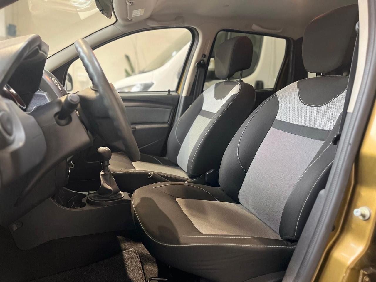 DACIA DUSTER 1.5 dCi 4x2 Lauréate *UNICOPRO* *2017*