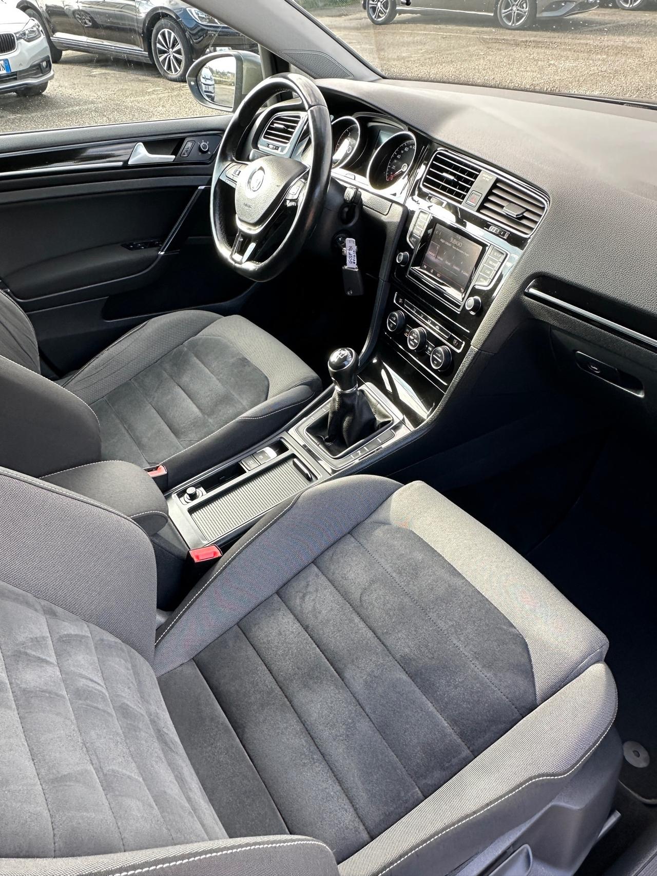 Volkswagen Golf 1.6 TDI 5p. Highline BlueMotion Technology - 2015