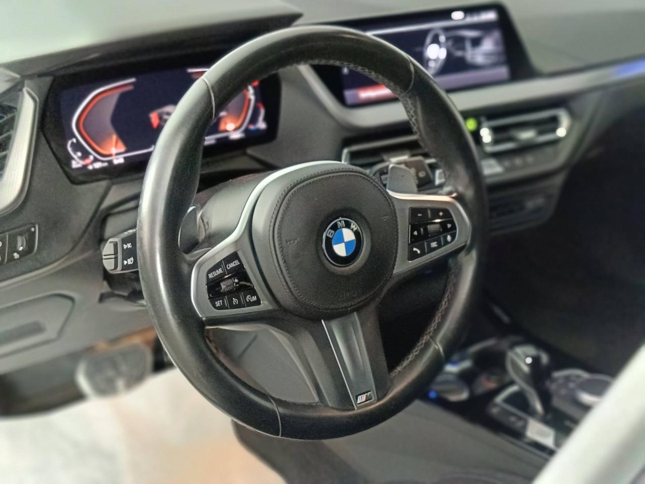 BMW Serie 1 F40 - 118d Msport auto