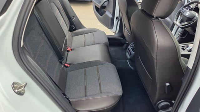 SEAT Leon 1.5 eTSI 150 CV DSG Xcellence PERMUTE