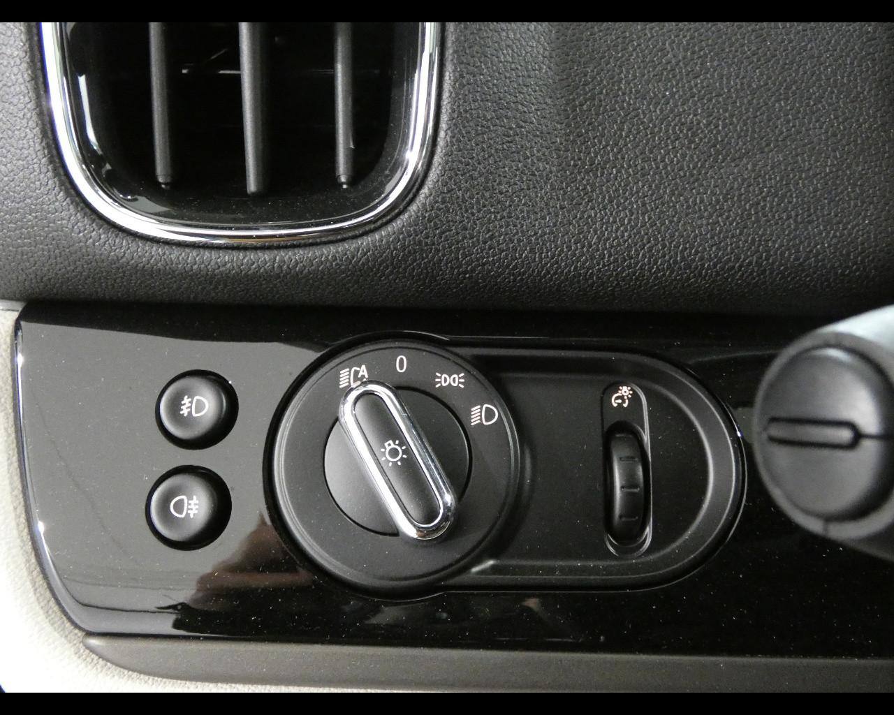 MINI Mini Countrym.(F60) - Mini 1.5 Cooper Yours Countryman ALL4