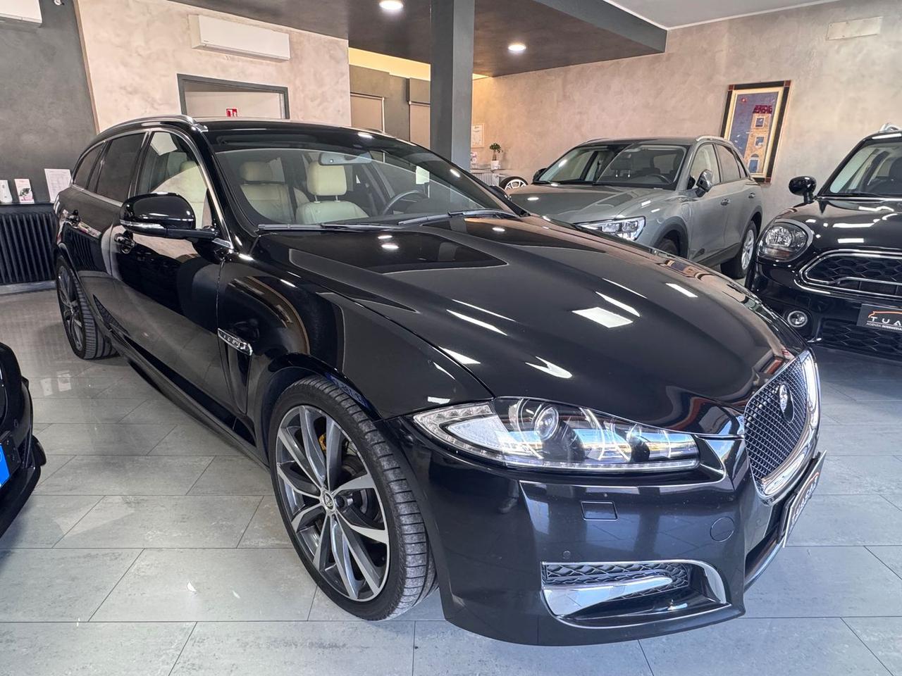 Jaguar XF Premium Luxury 2.2 D #7017