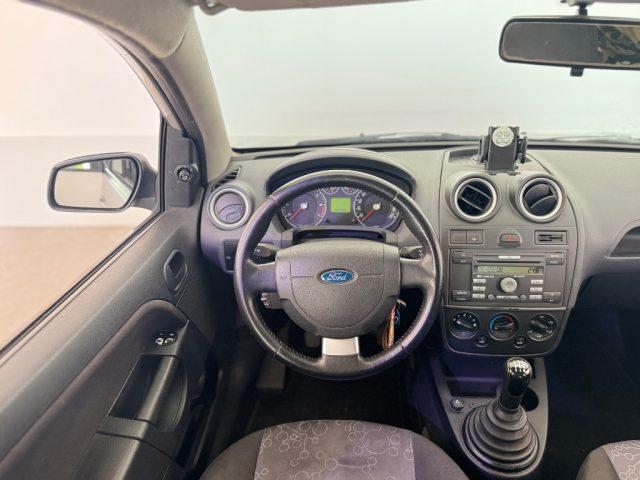 FORD Fiesta 1.2 16V 5p. Ghia