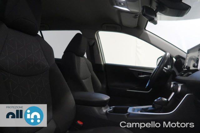 TOYOTA Dyna RAV4 RAV4 2.5 HV 218cv E-CVT 2WD mic