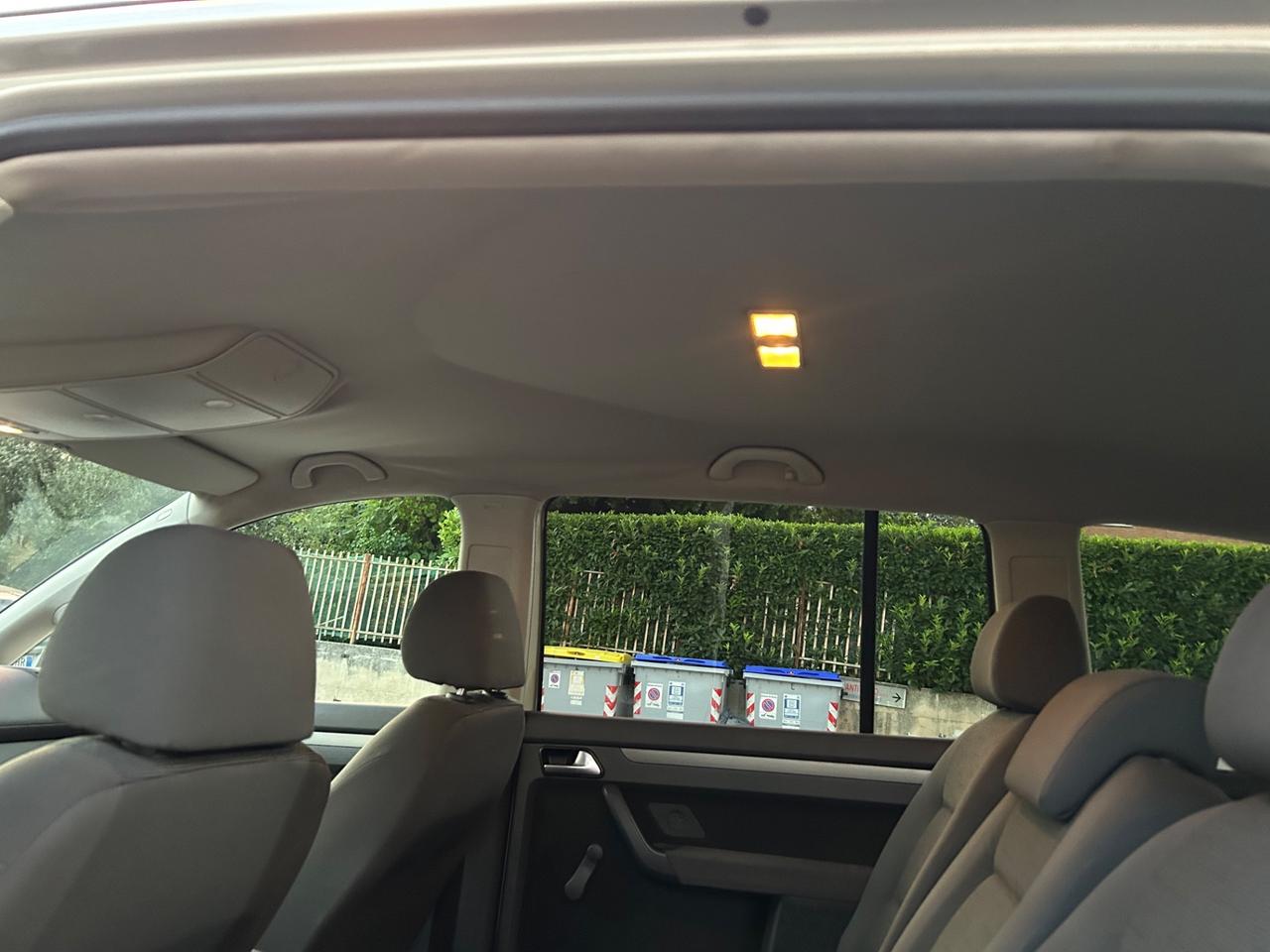 Volkswagen Touran 2.0 Ecofuel 7 Posti