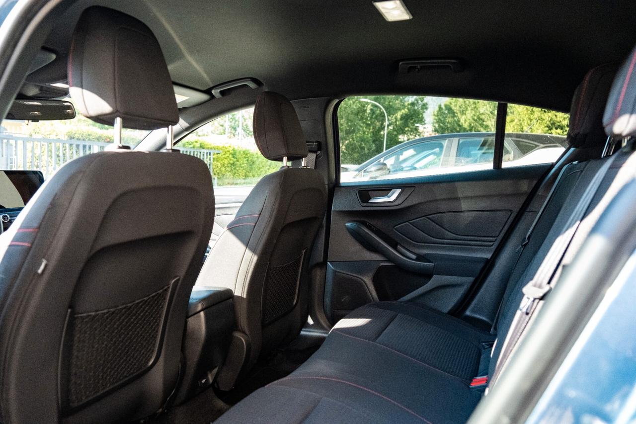 Ford Focus 1.5 Diesel 120 CV 5p. ST-Line