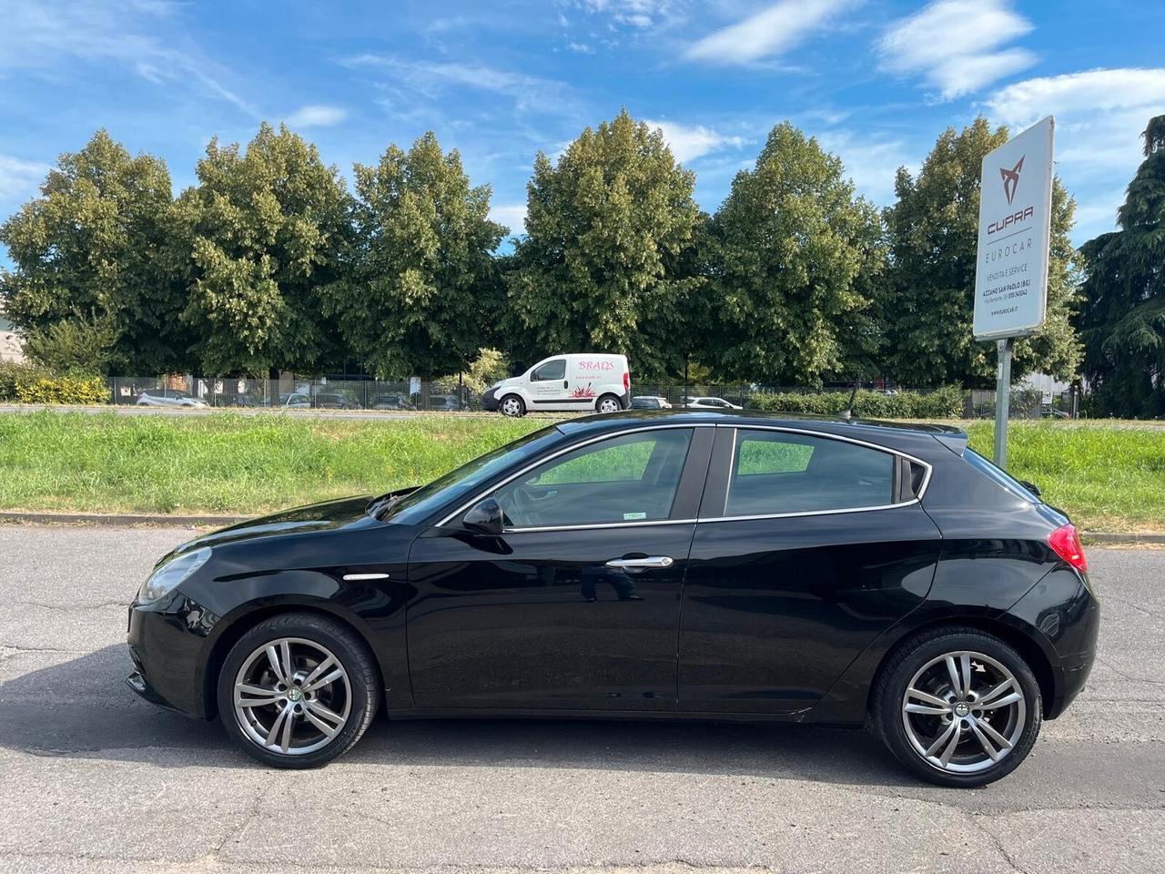 Alfa Romeo Giulietta 1.6 JTDm-2 120 CV Distinctive