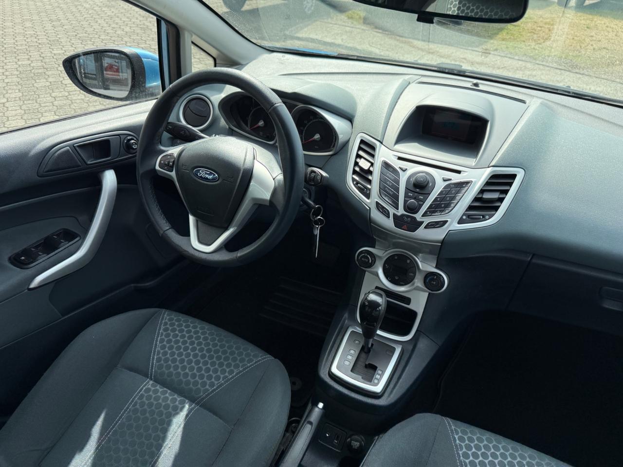 Ford Fiesta 1.4 aut. 5 porte Titanium|NEOPATENTATI