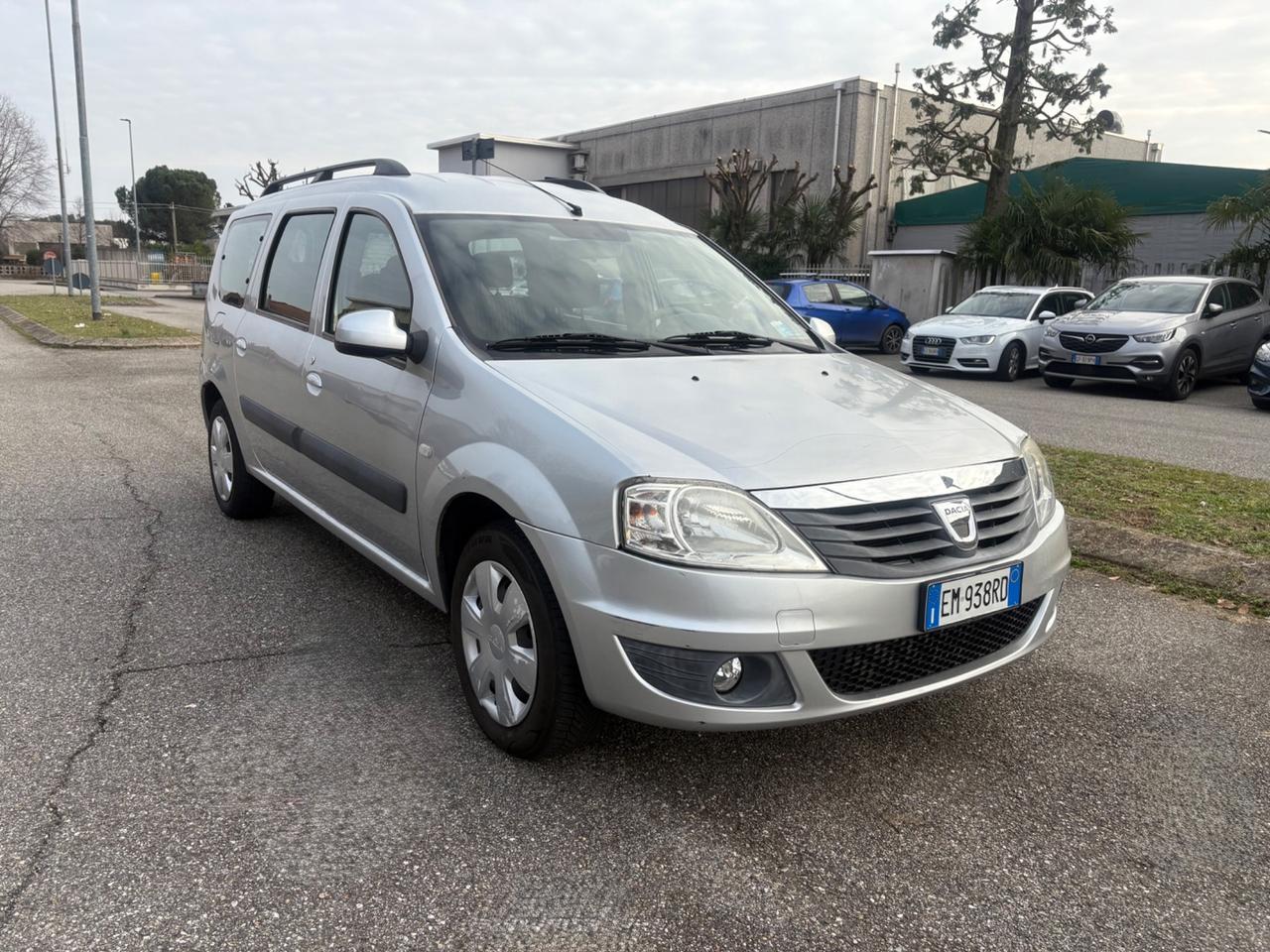 Dacia Logan 1.5 dCi 90CV 7 posti Euro5 2012