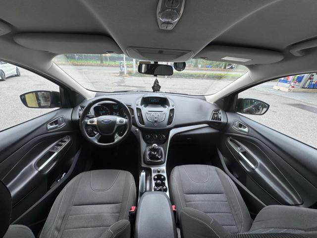 FORD Kuga 2.0 TDCI , Plus 4x2 Sport Utility