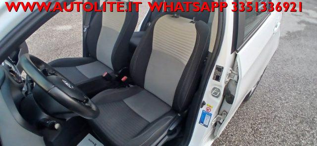 TOYOTA Yaris 1.5 Hybrid 5 porte Business
