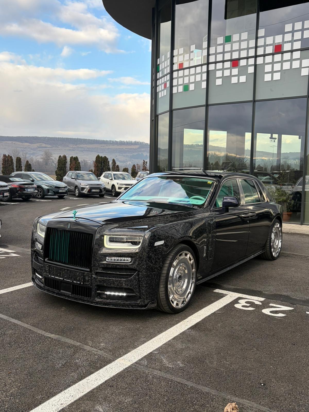 Rolls Royce Phantom 6.7 EWB