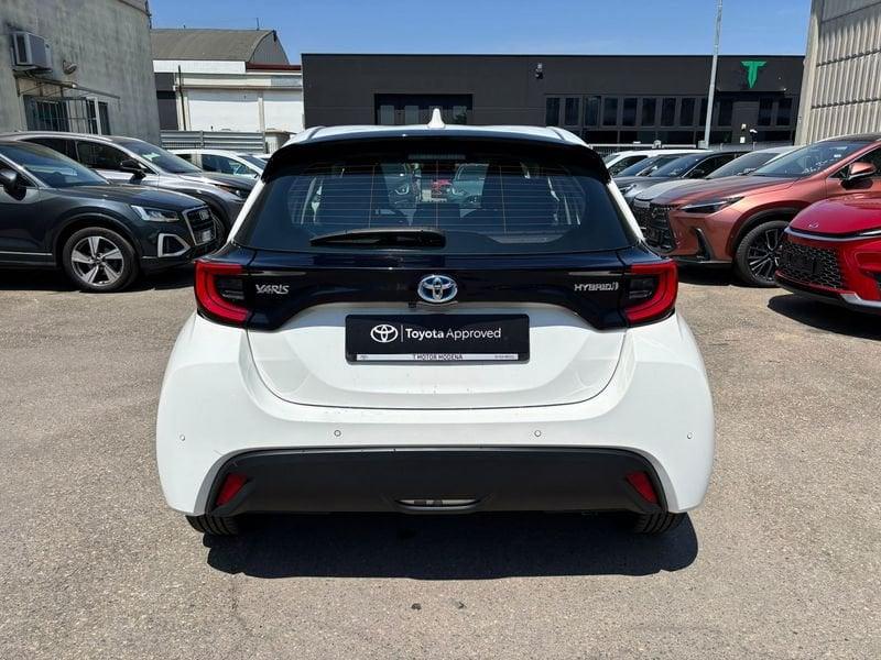 Toyota Yaris Hybrid Trend MY22