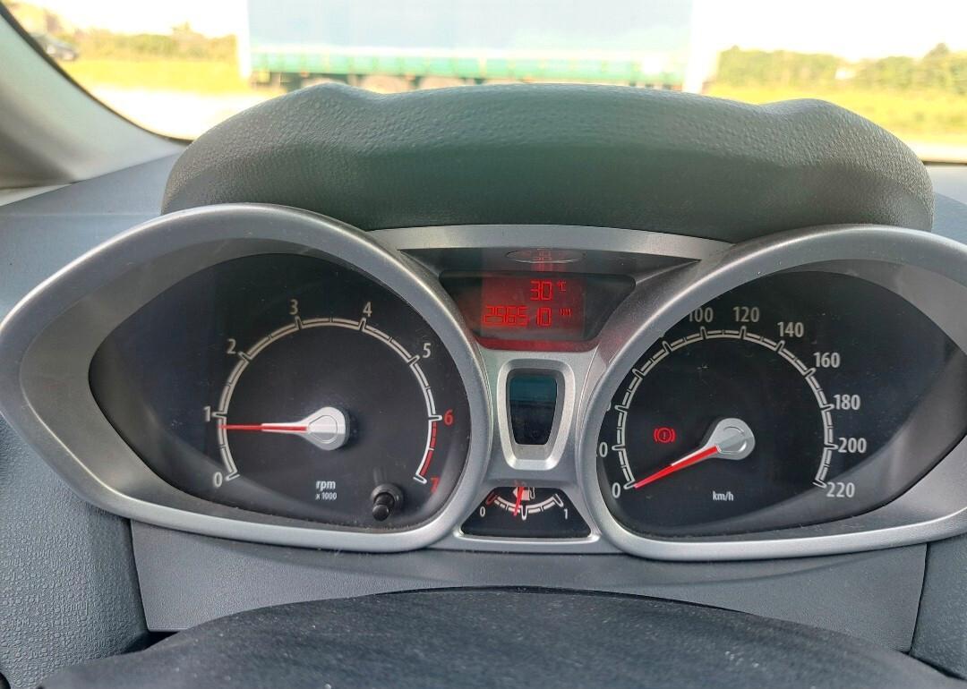 Ford Fiesta 1.4 3 porte Bz.- GPL Titanium