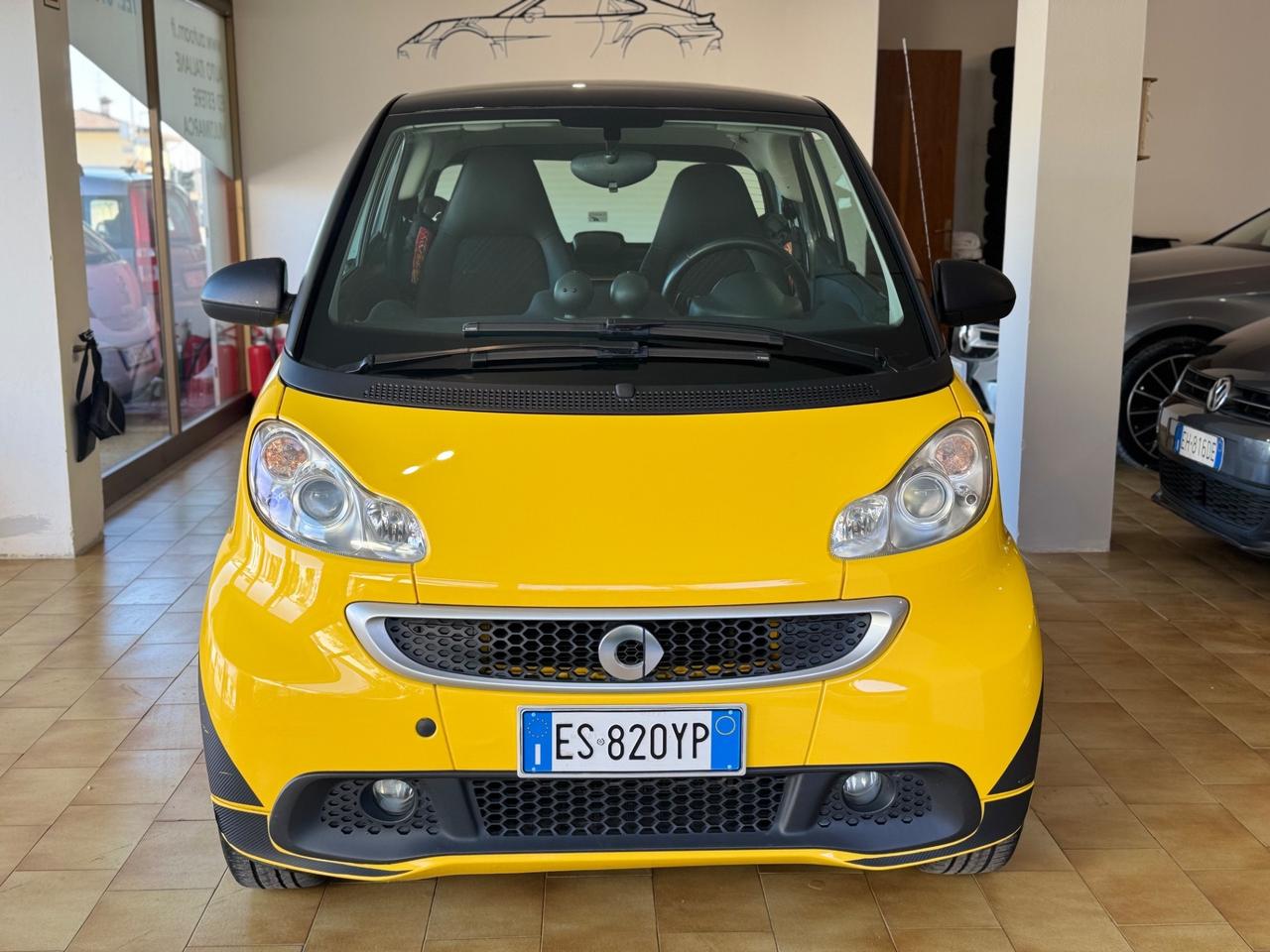 Smart ForTwo 1000 52 kW MHD coupé passion