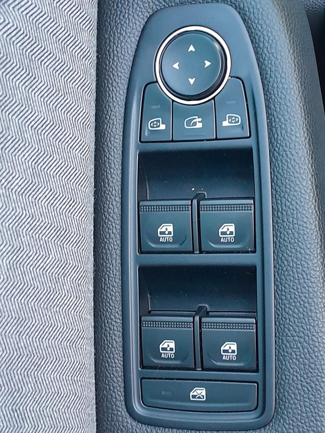 Renault Clio Full Hybrid E-Tech 145 CV 5 porte Techno