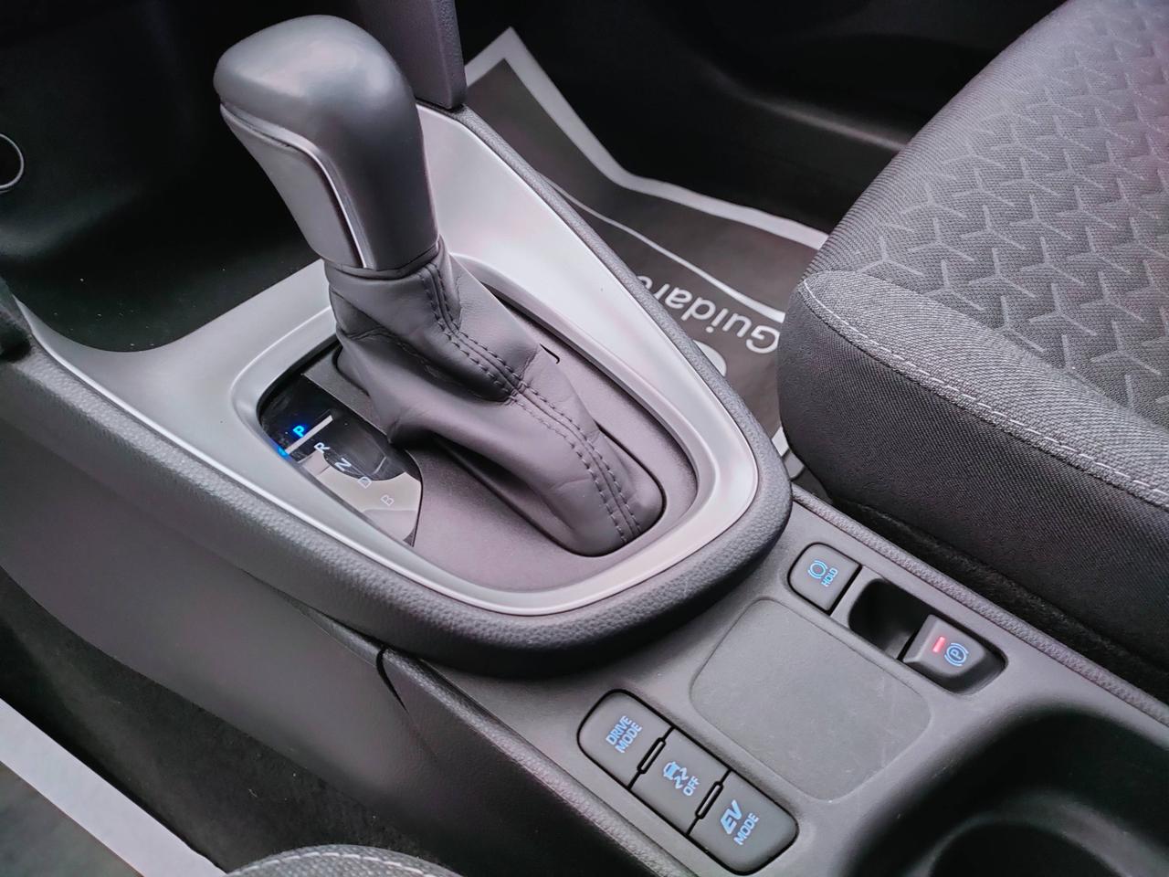 TOYOTA Yaris Cross - Yaris Cross 1.5h Active fwd 116cv e-cvt