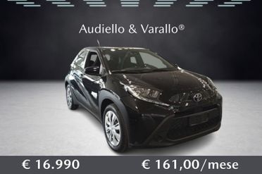 Toyota Aygo X 1.0 B.72 CV 5 p. Active + SEDILI ANT. RISCALDABILI e PROMO CERCHI IN FERRO E GOMME TERMICHE