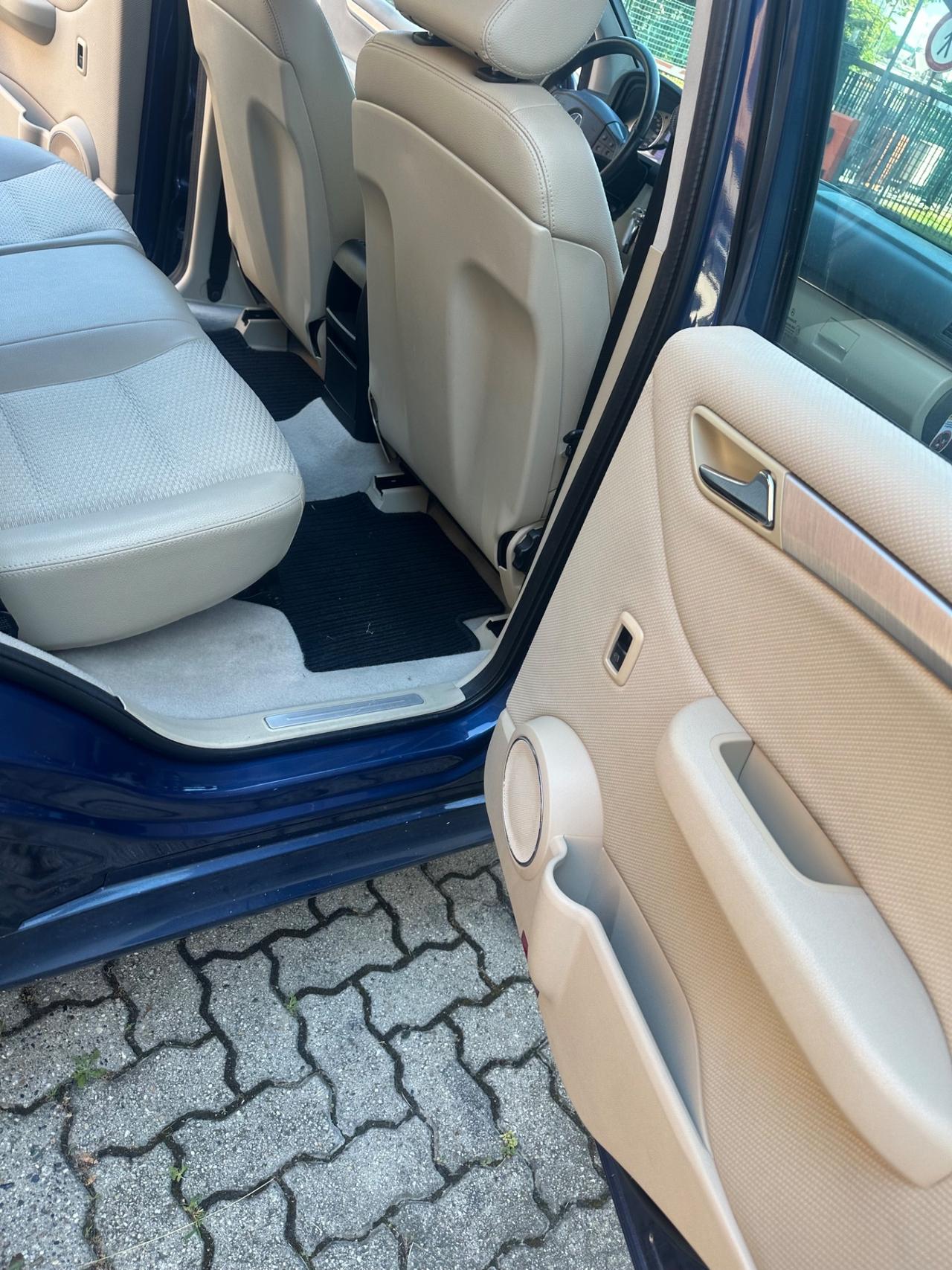 Mercedes-benz B 180 NGT BlueEFFICIENCY Premium