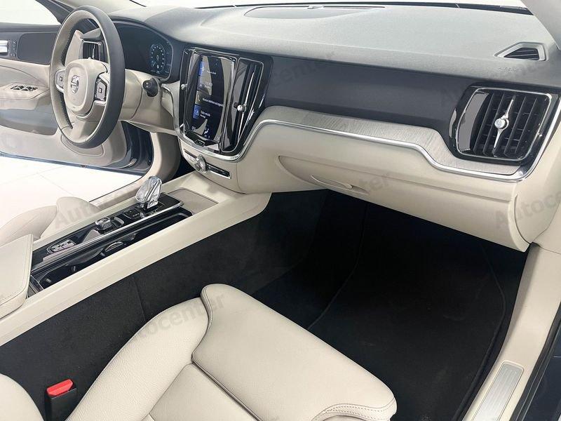 Volvo V60 B3 163CV GEARTRONIC INSCRIPTION **AUTOCARRO N1**