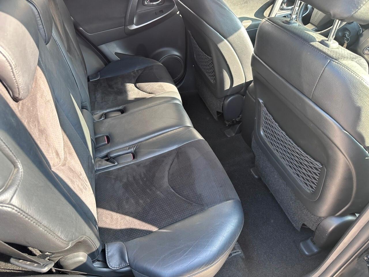 Toyota RAV 4 RAV4 Crossover 2.2 D-4D 150 CV DPF Exclusive