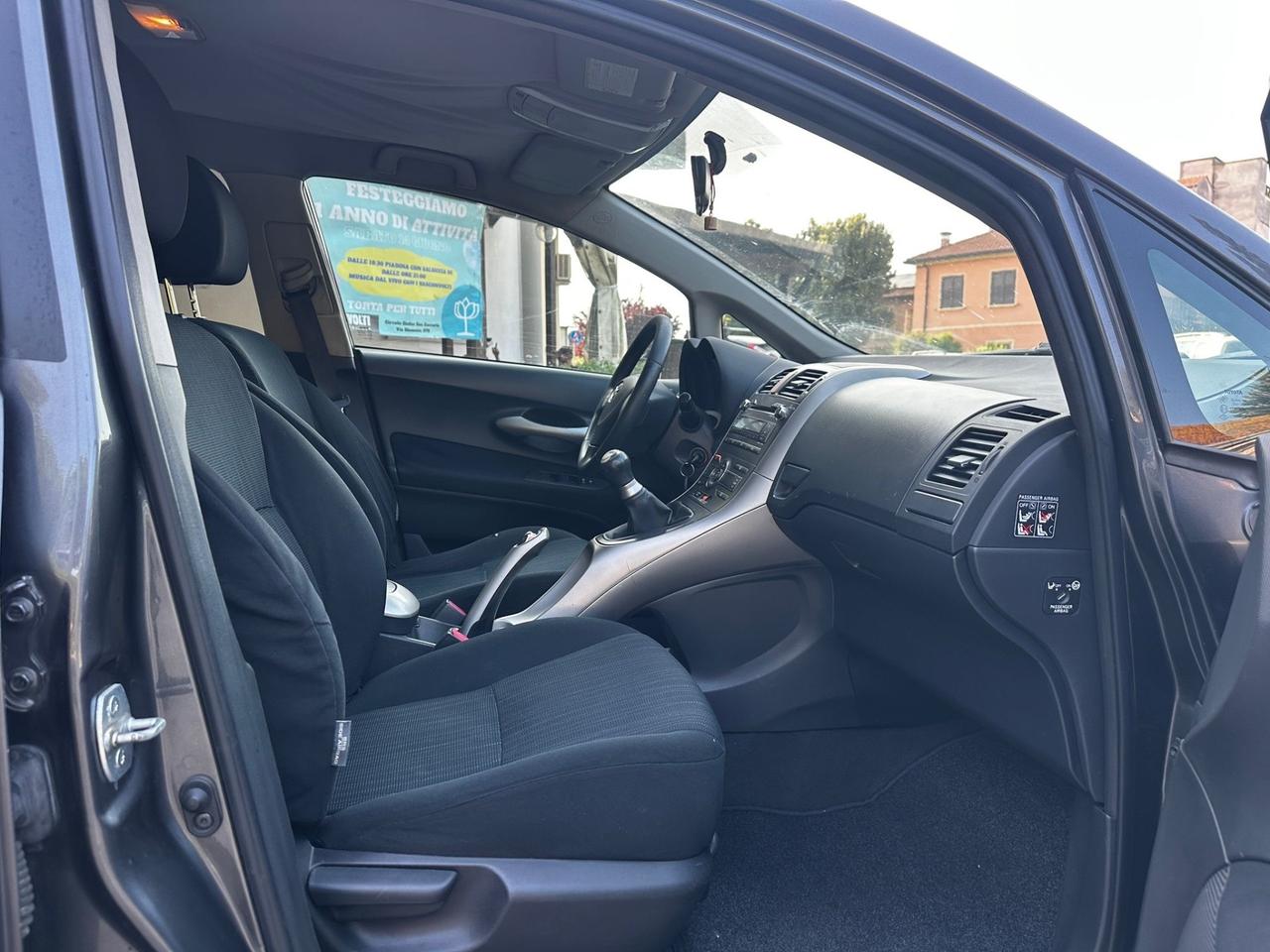 Toyota Auris 1.4 D-4D 5 porte Sol