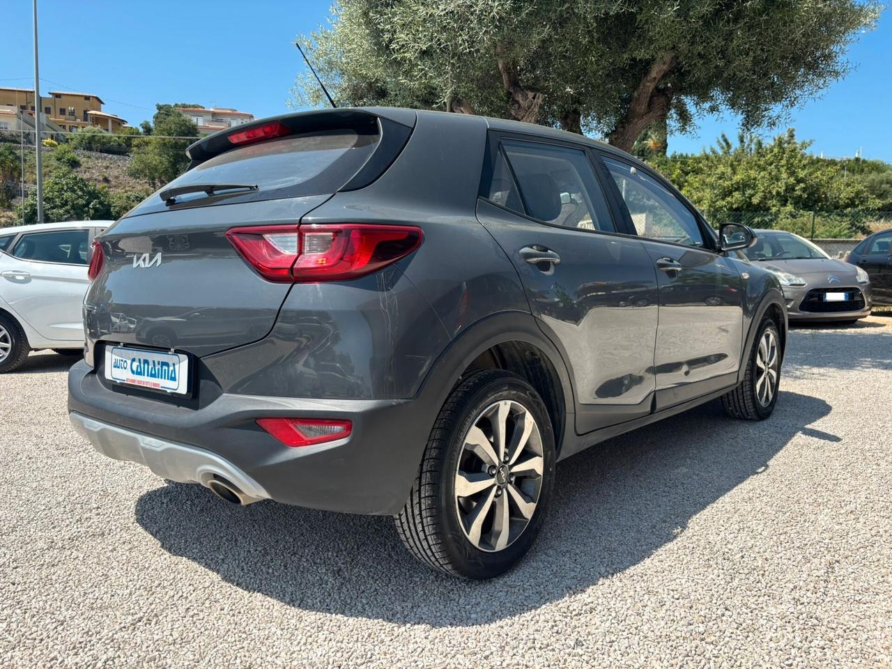 KIA STONIC 1.2 DPI - 2022