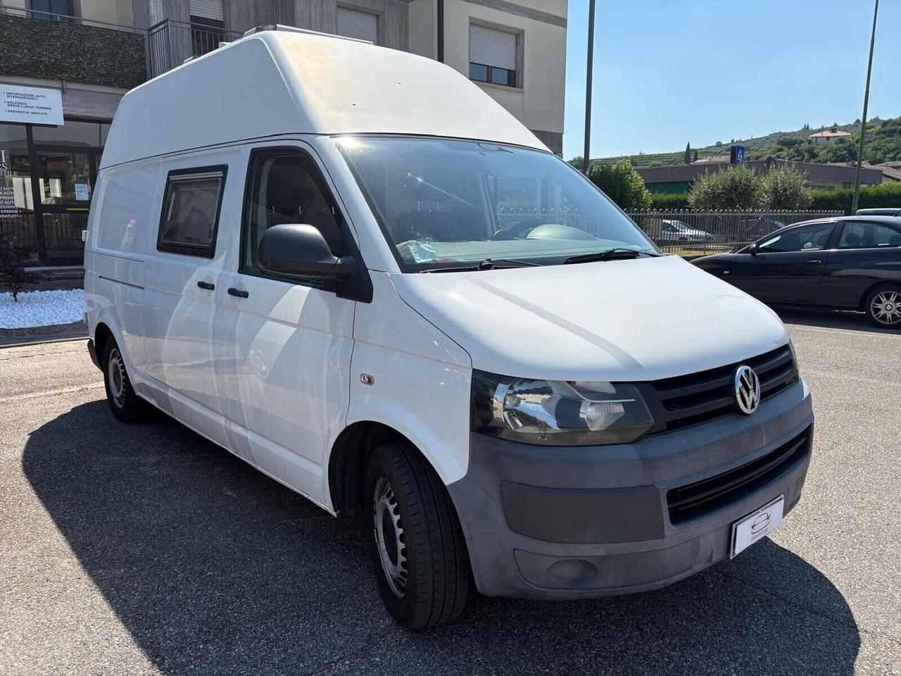 VOLKSWAGEN TRANSPORTER 2.0 TDi 4MOTION CAMPERIZZAT