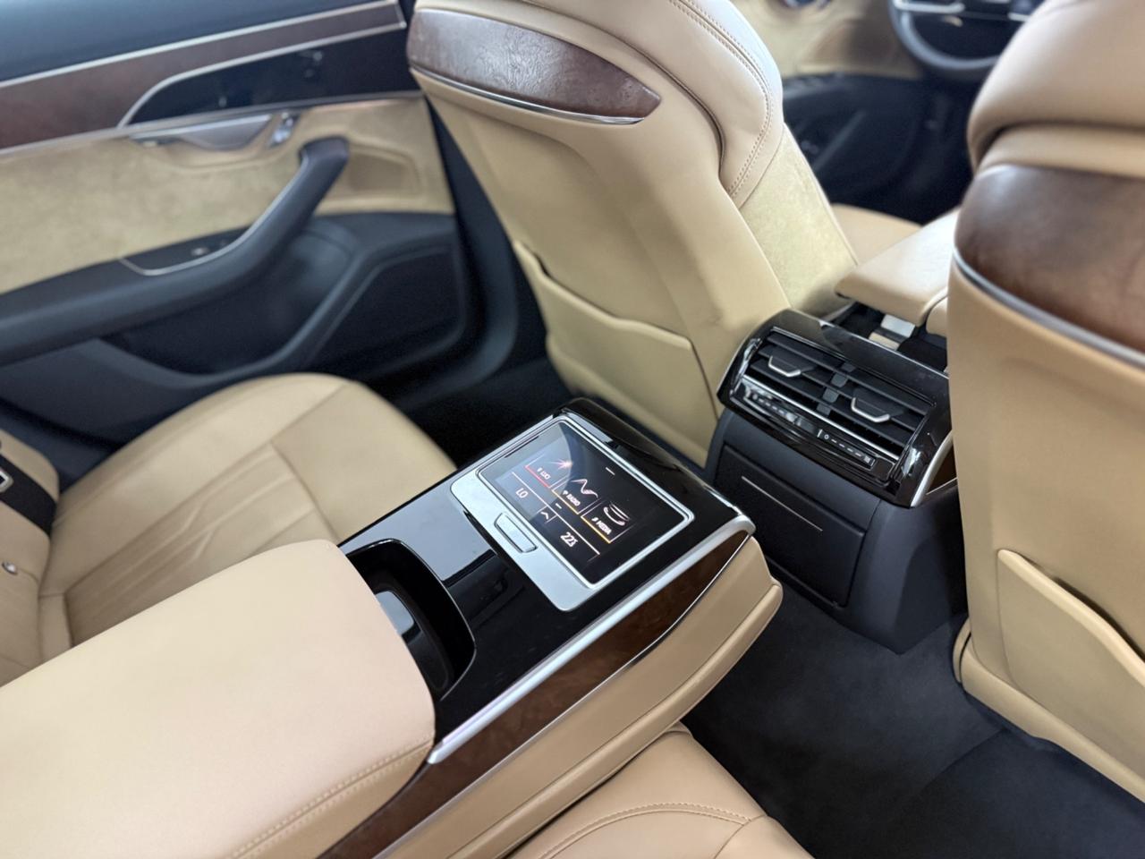 Audi A8 55 TFSI 3.0 quattro tiptronic