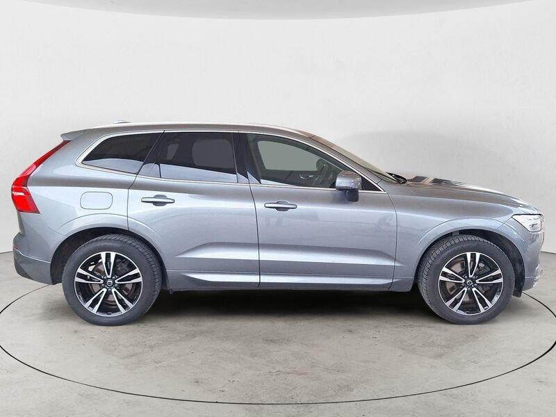 Volvo XC60 B4 197+14 CV AWD Automatica Mild Hybrid NAVI LED Momentum Pro