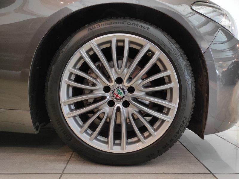 ALFA ROMEO Giulia (2016) - Giulia 2.2 Turbodiesel 150 CV AT8 Super