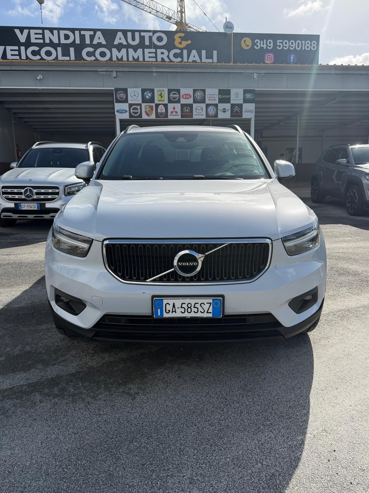 Volvo XC40 D3 AWD Momentum Core